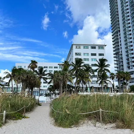Casablanca Miami Beach Exterior photo