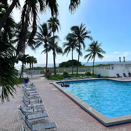 Casablanca Miami Beach Exterior photo