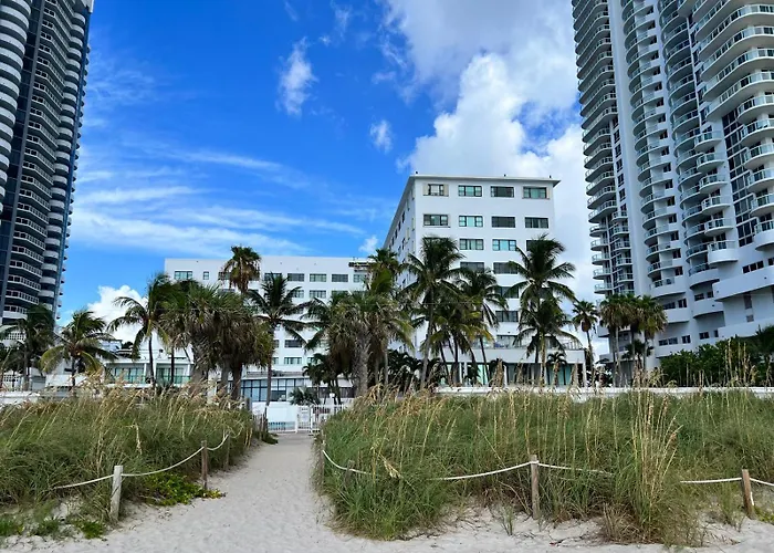 Casablanca Miami Beach